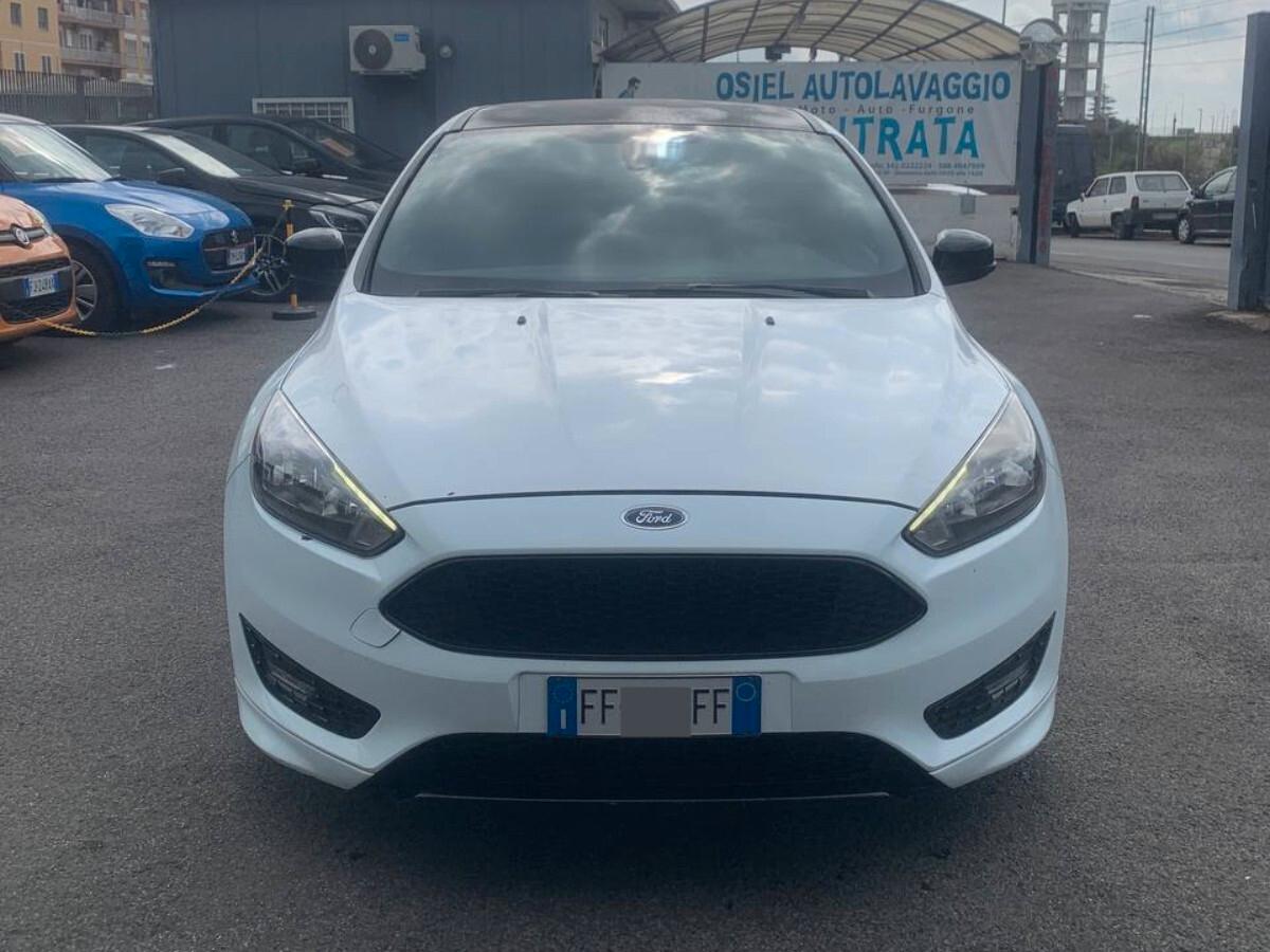 Ford Focus 1.5 TDCi 120 CV - ST Line - UNIPRO