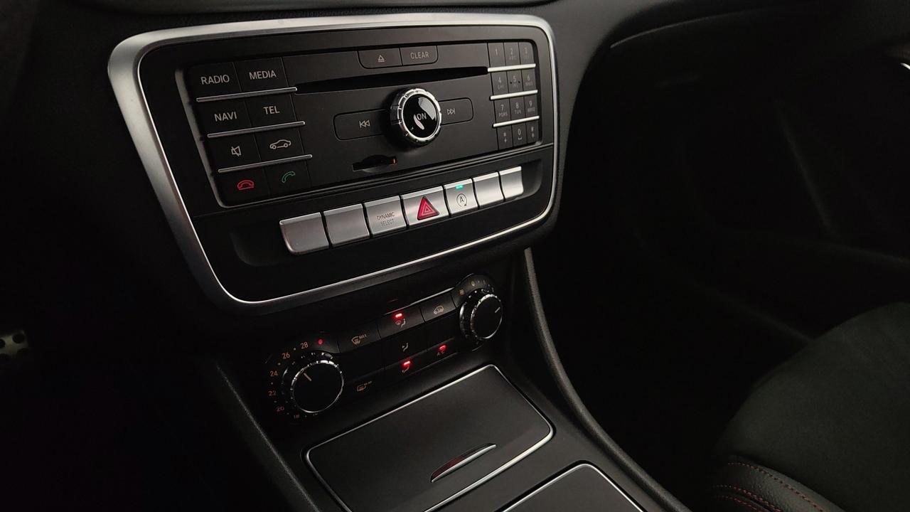 Mercedes-Benz CLA 200 d (cdi) Premium auto