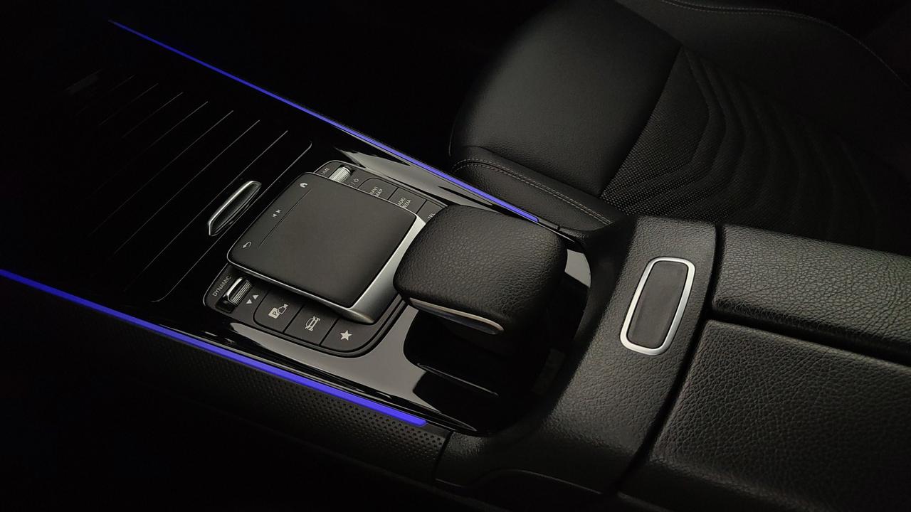 Mercedes-Benz GLB 200 d Business Extra auto