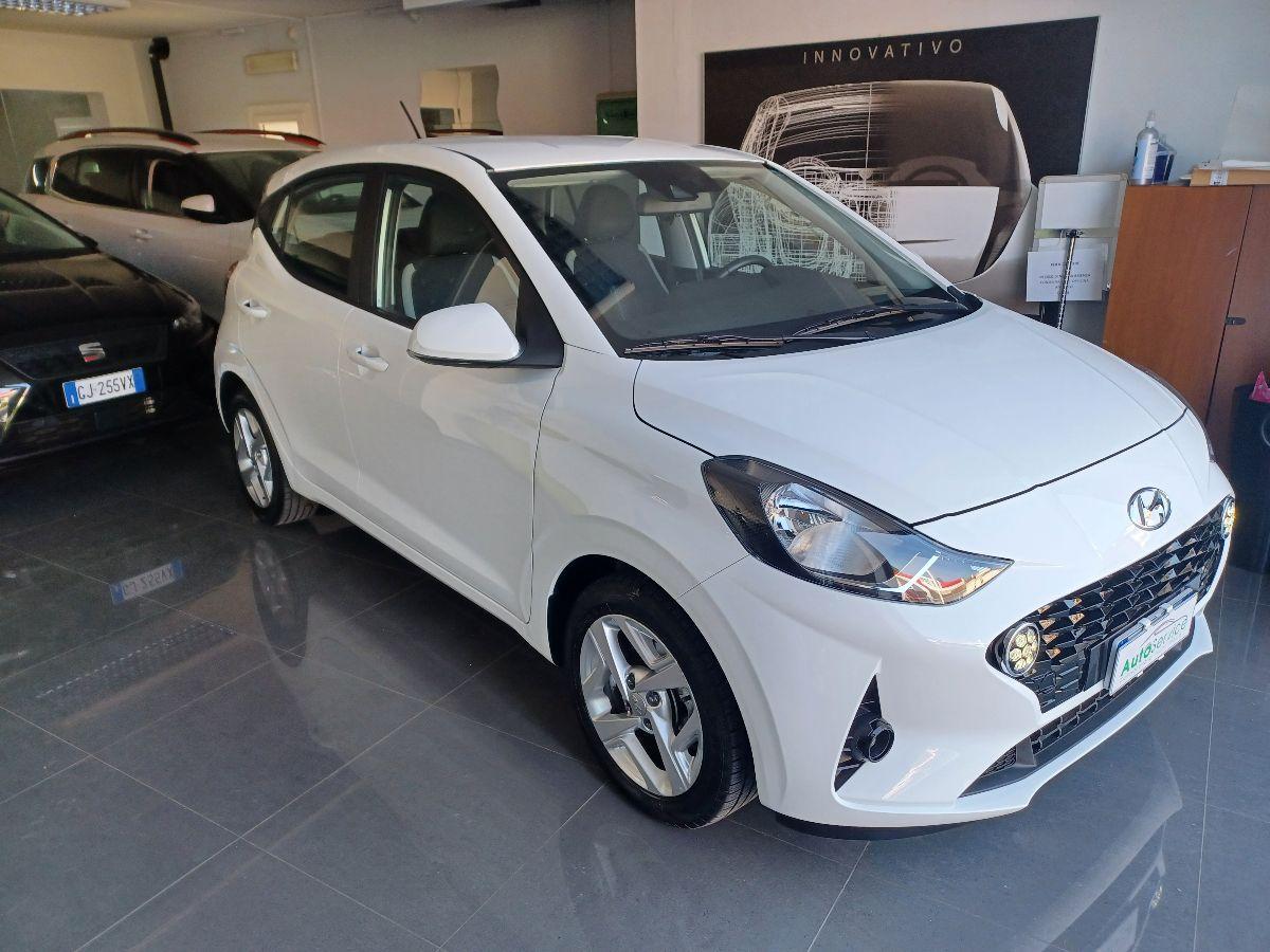 HYUNDAI - i10 - 1.0 MPI con Ecopack Advanced