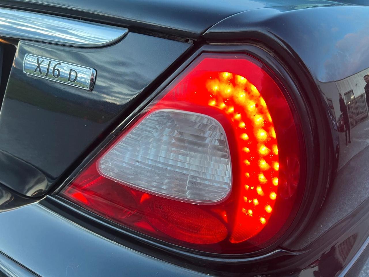 Jaguar XJ 2.7 D V6 cat Executive