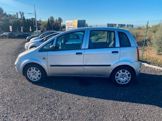 Fiat Idea 1.2 16V BlackLabel