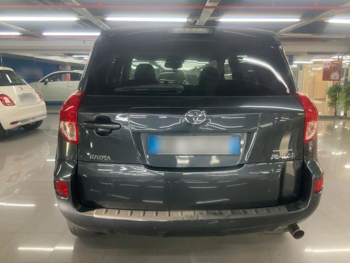 Toyota RAV 4 RAV4 2.2 D-4D 177 CV Sol Plus