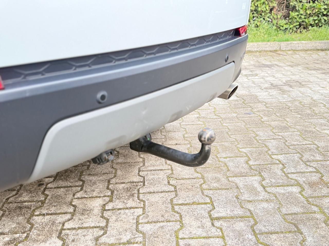 Land Rover Discovery Sport 180 CV HSE 4x4 GANCIO TRAINO