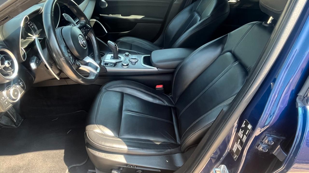 Alfa Romeo Giulia 2.2 Turbodiesel 180 CV AT8 mod. veloce