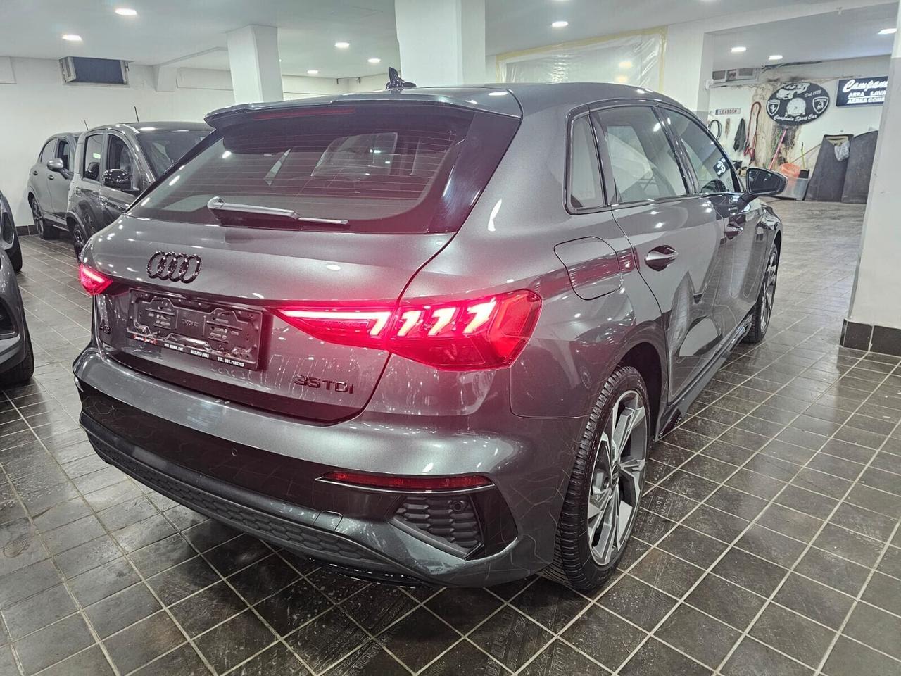 NUOVA AUDI A3 SPORTBACK S-LINE 35 TDI 150CV S-TRONIC IDENTITY BLACK