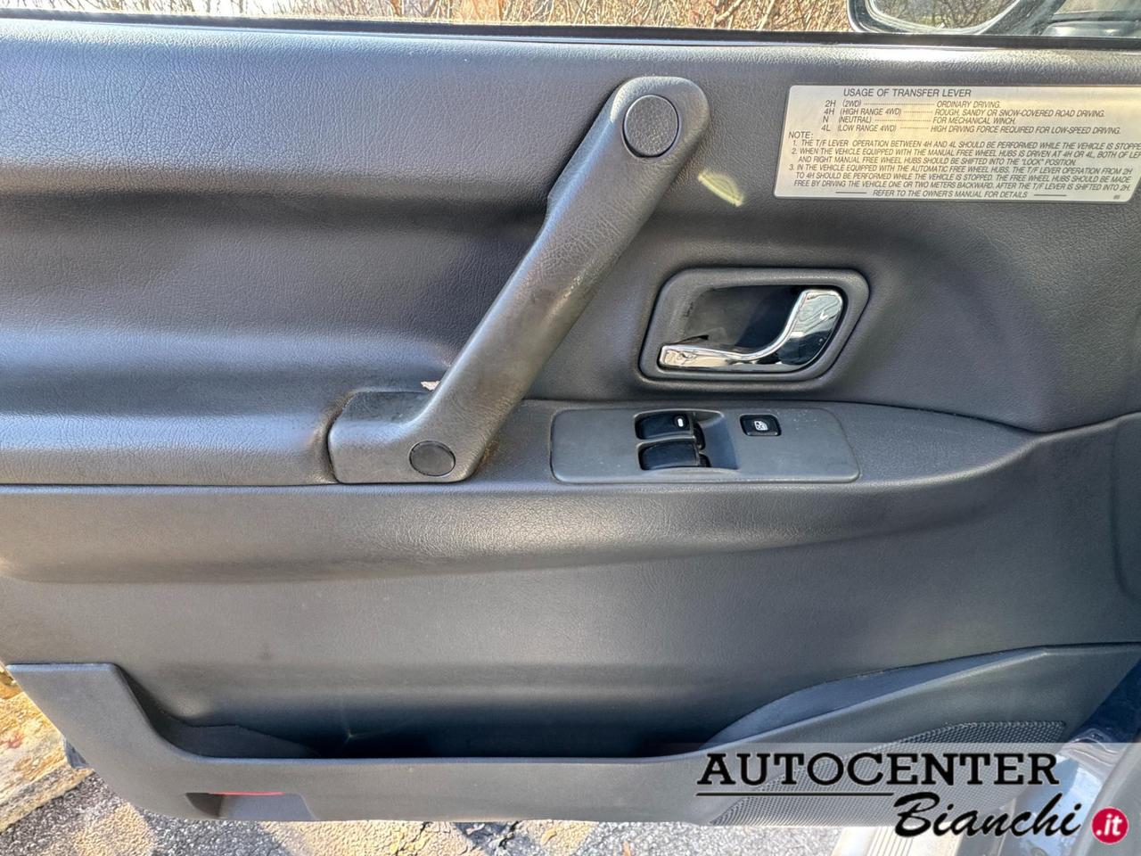 Mitsubishi Pajero Metal Top 2.5 tdi GL