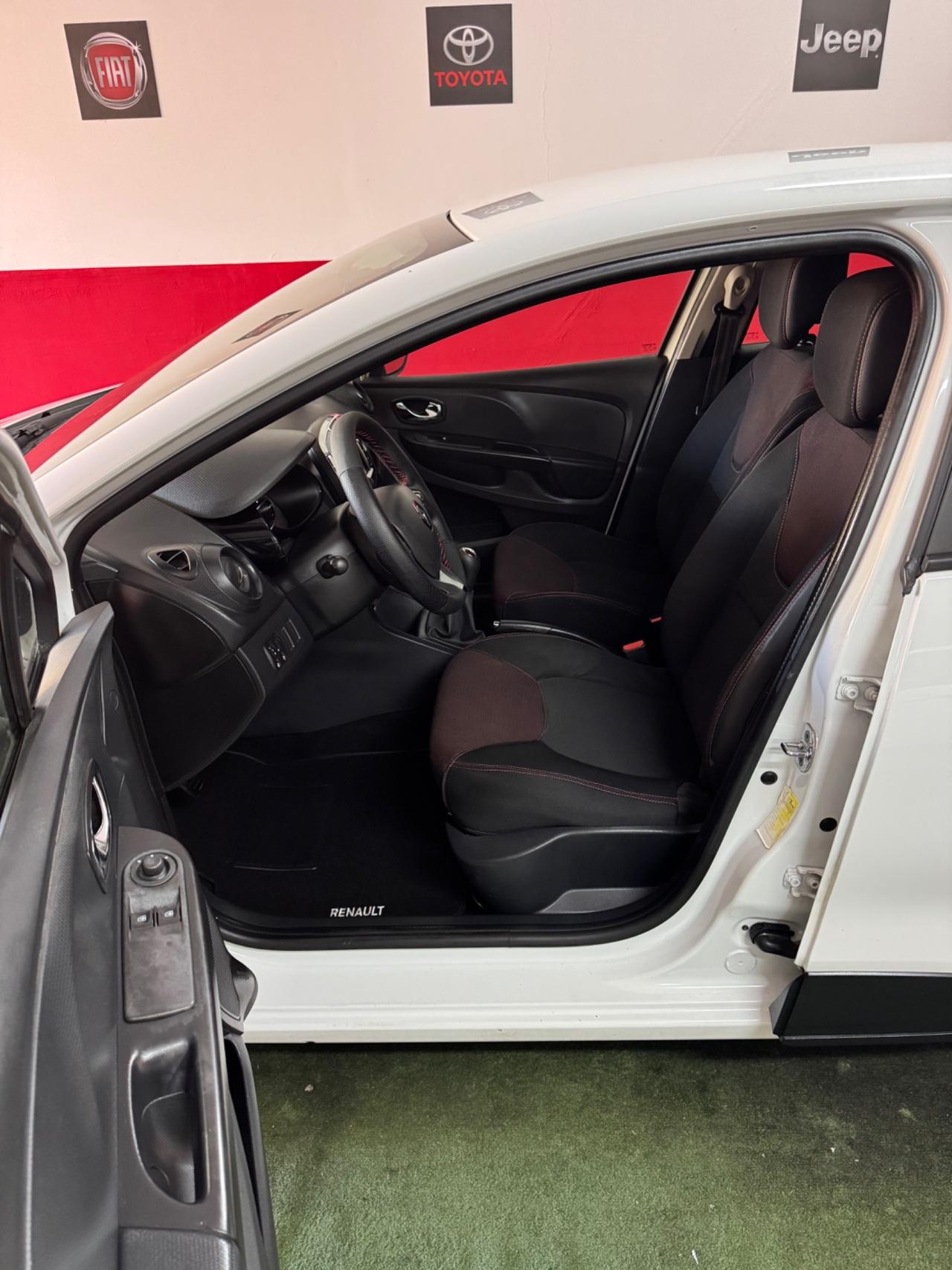 Renault Clio 1.2 75CV 5 porte Live UNICO PROPRIETARIO