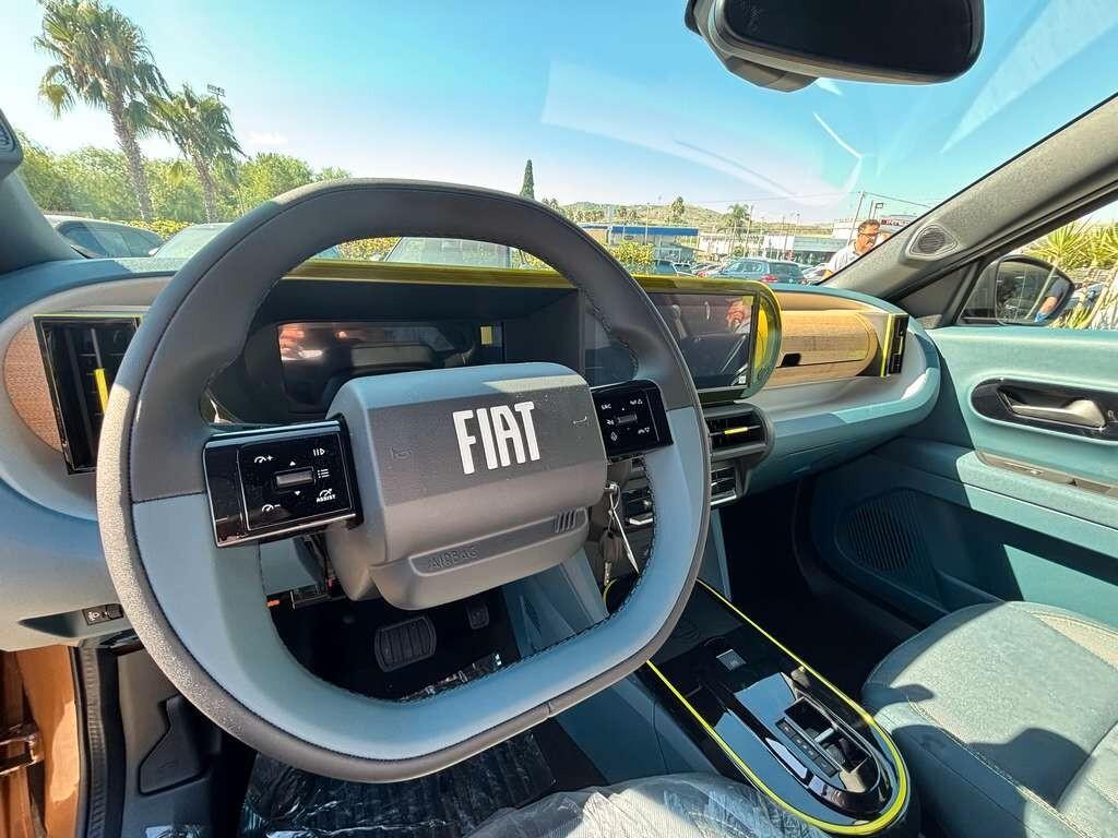 Fiat Grande Panda 1.2 Hybrid 110 CV S&S La Prima 2026 / KM 0 IVA ESPOSTA Tua a solo 229 Euro al mese