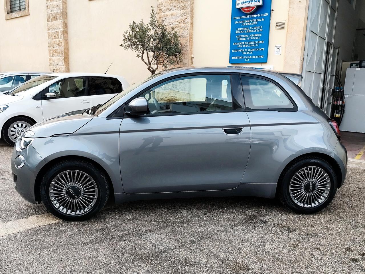 Fiat 500e 3+1