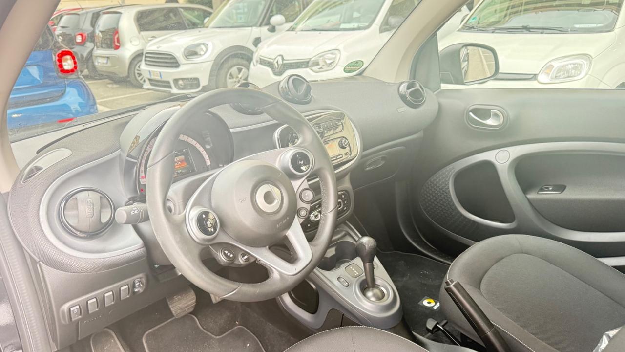 Smart ForTwo 70 1.0 Passion LED PDC BLUETOOTH CERCHI 15