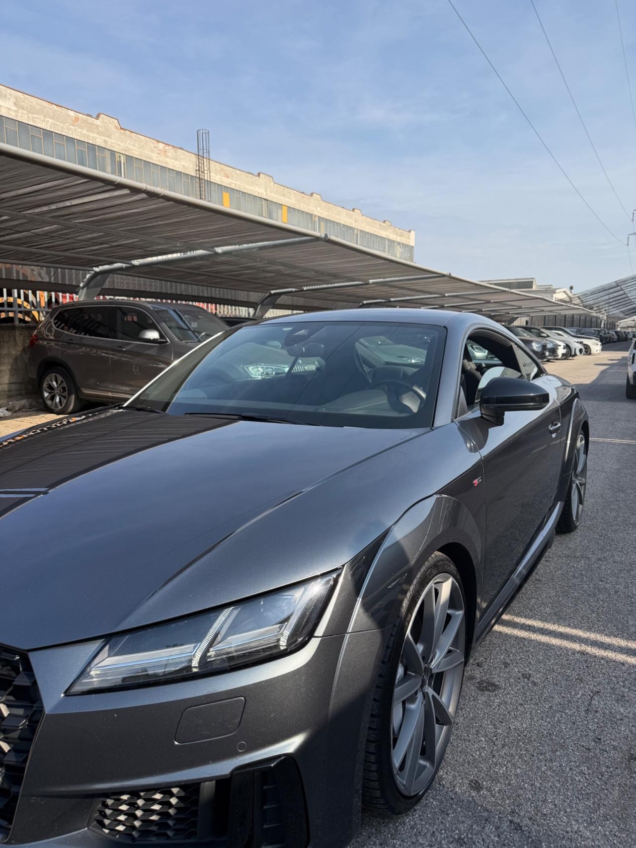 Audi TT Coupé 45 TFSI quattro S tronic (245Cv)