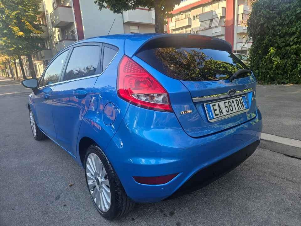 Ford Fiesta 1.4 TDCi 5p. Titanium" KM 95.000 NUOVA"