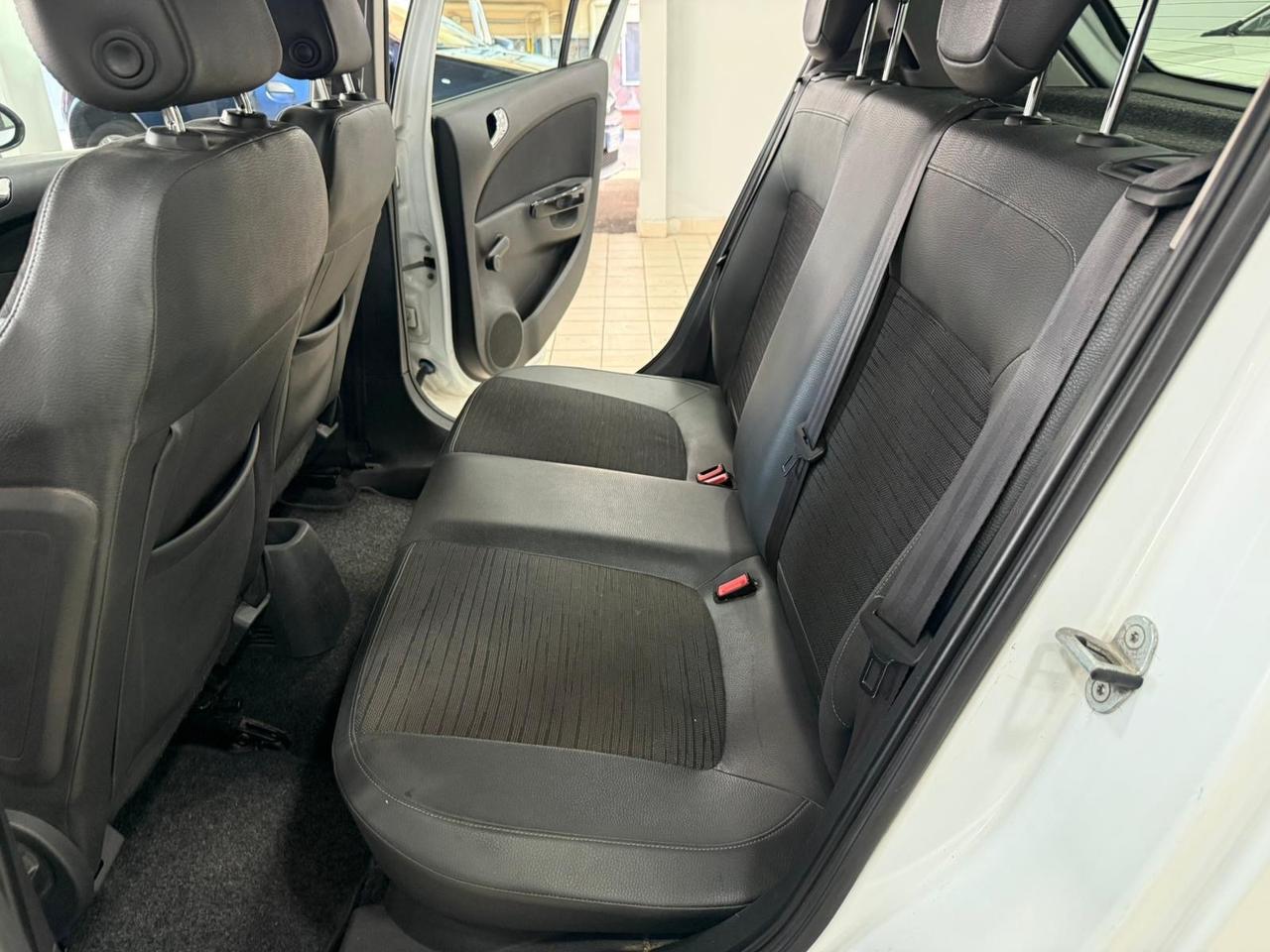 Opel Corsa 1.2 gpl 2014 restyling