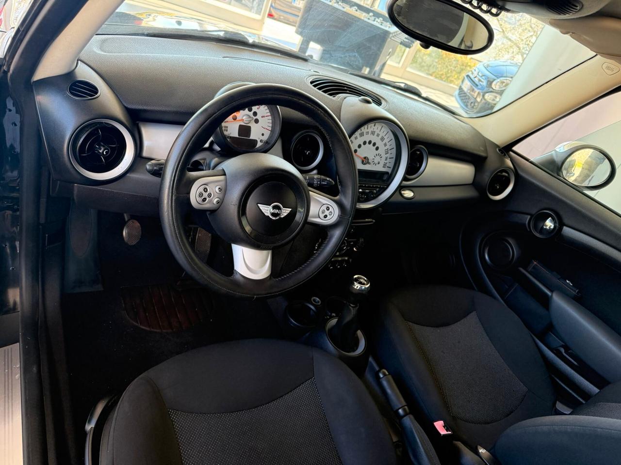 Mini Cooper 1.6 16V D