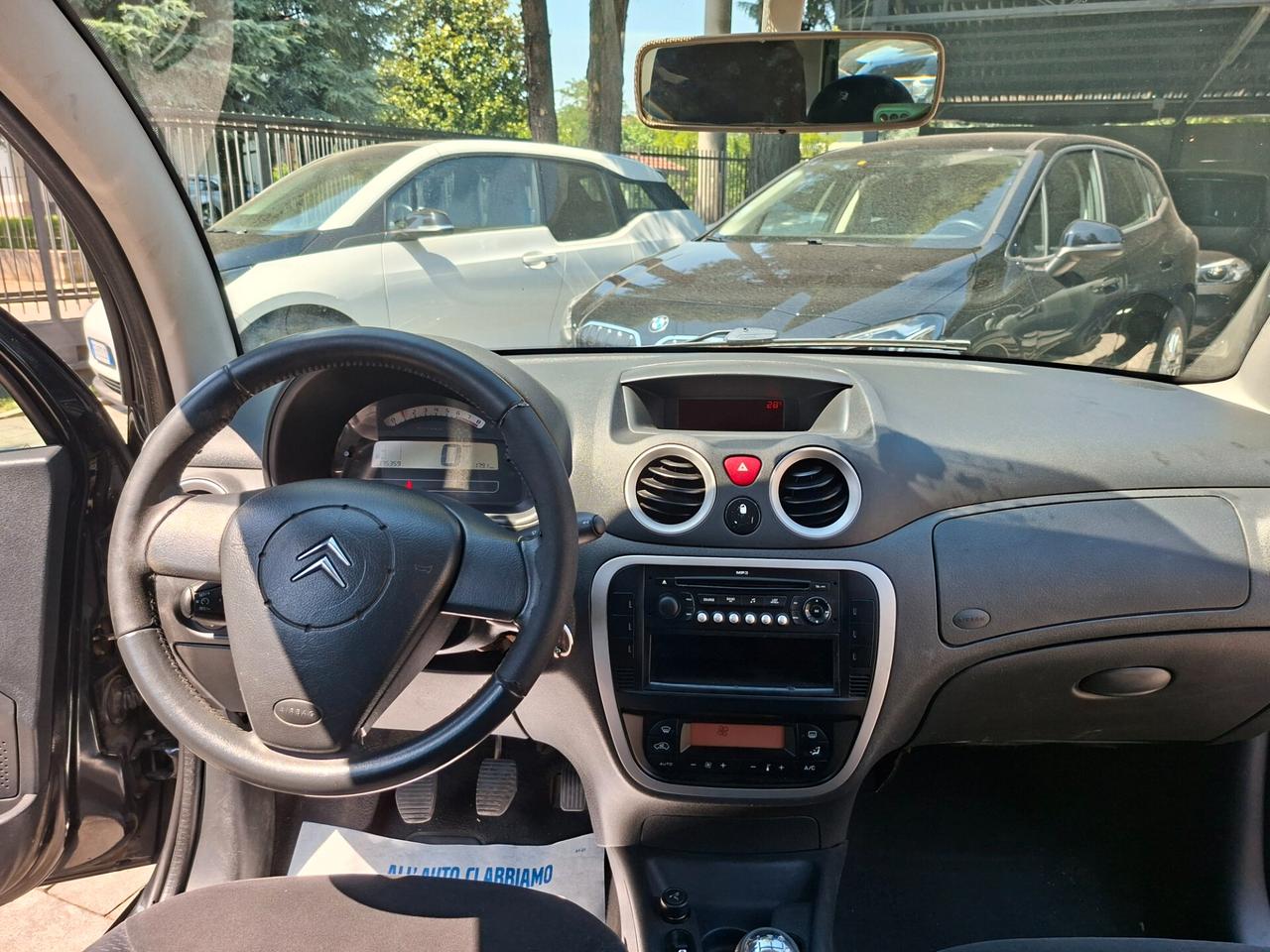 Citroen C3 1.4 Exclusive tagliandata distribuzione fatta neopatentati