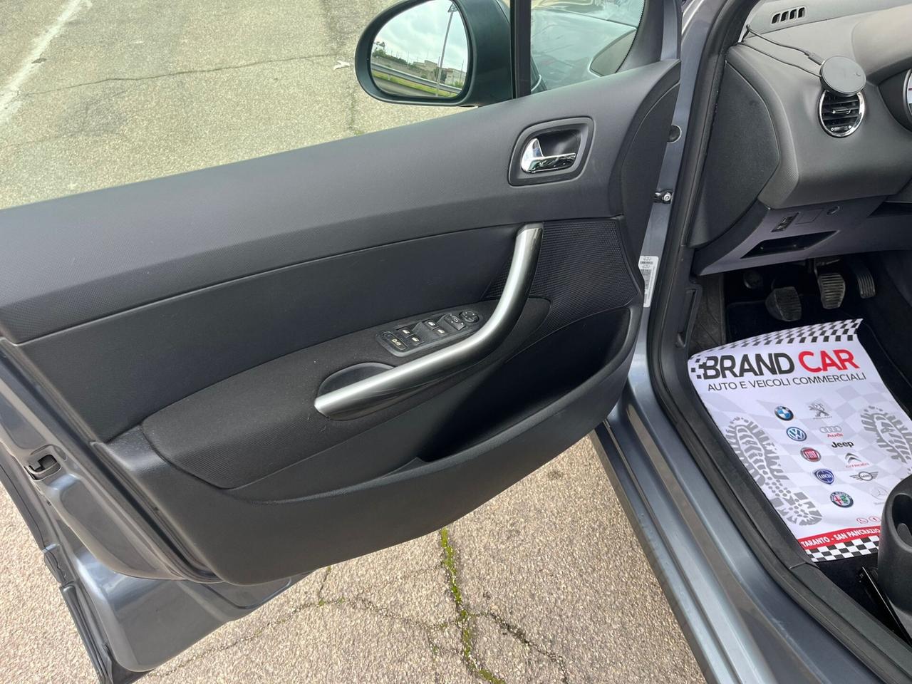 Peugeot 308 2.0 HDi 150CV 5p. Allure Unipro 2011