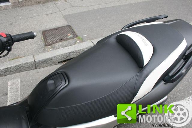 YAMAHA T-Max 500 BLACK MAX