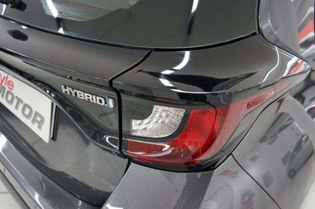 TOYOTA Yaris 1.5 Hybrid 5 porte Business