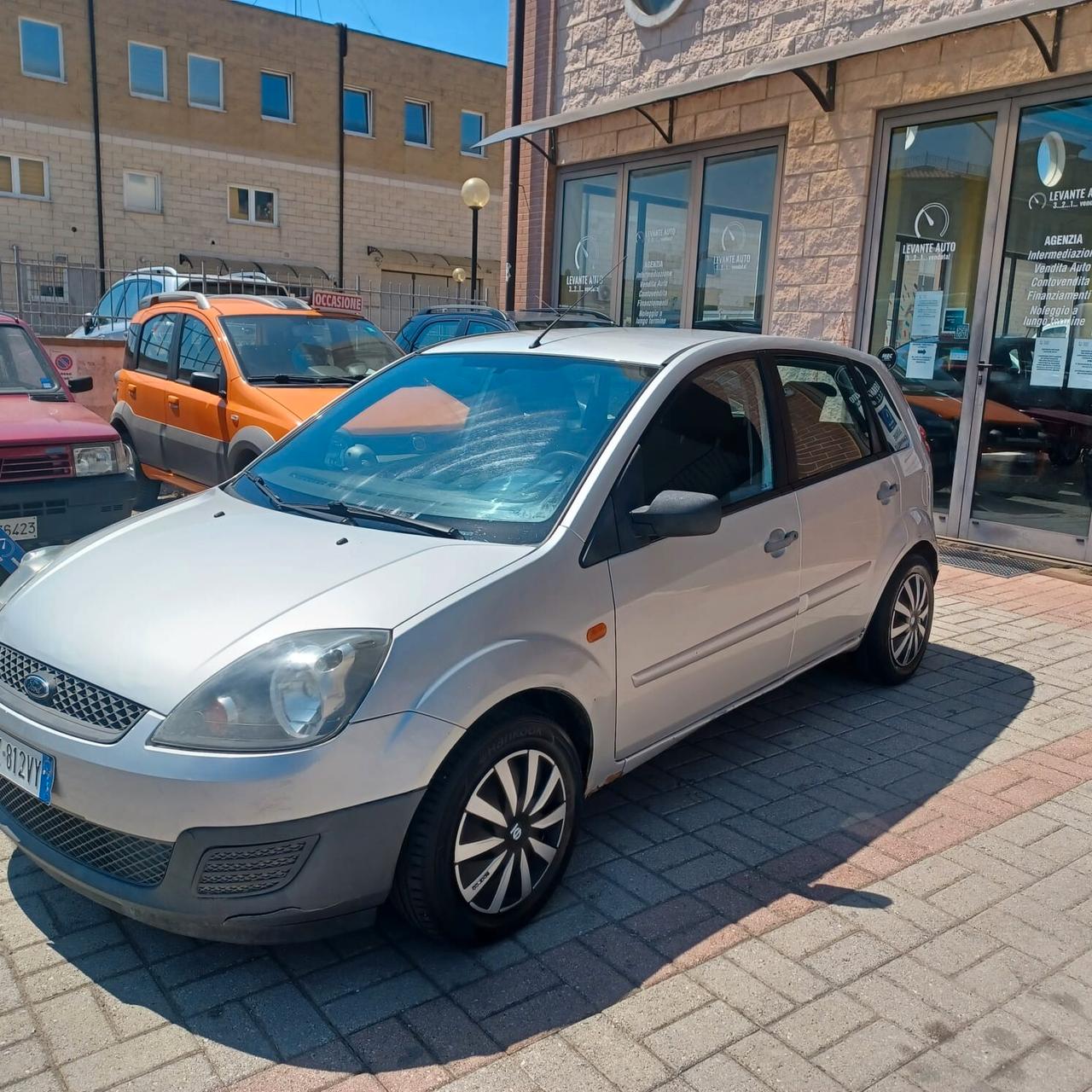 150298 KM FIESTA 1.2 CONDIZIONI ECCELLENTI NEOPATENTATI