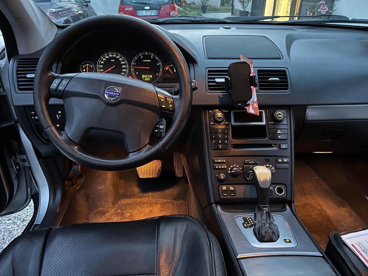 Volvo XC 90 2.4 4x4 7 posti
