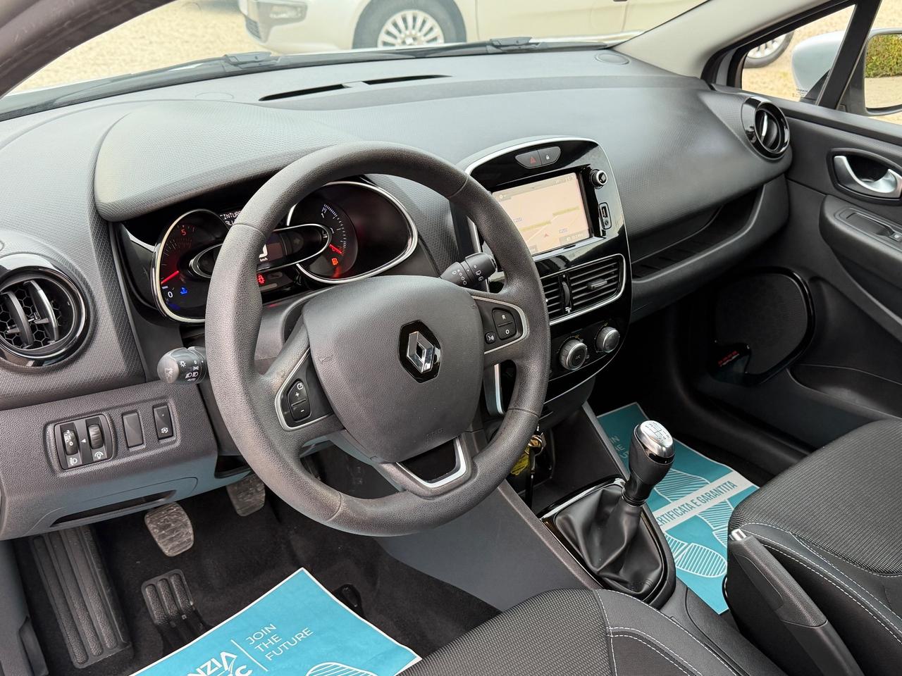 Renault Clio dCi 8V 75 CV 5 porte Moschino Intens