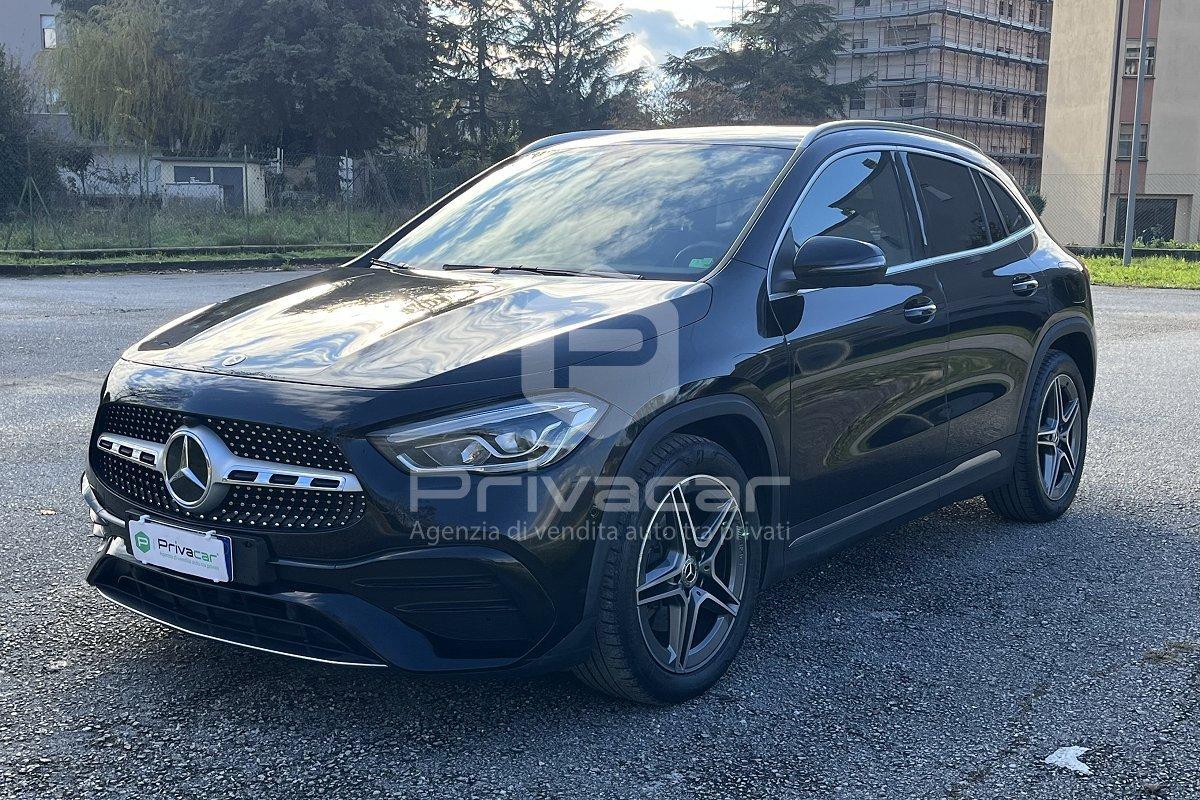 MERCEDES GLA 180 d Automatic Premium