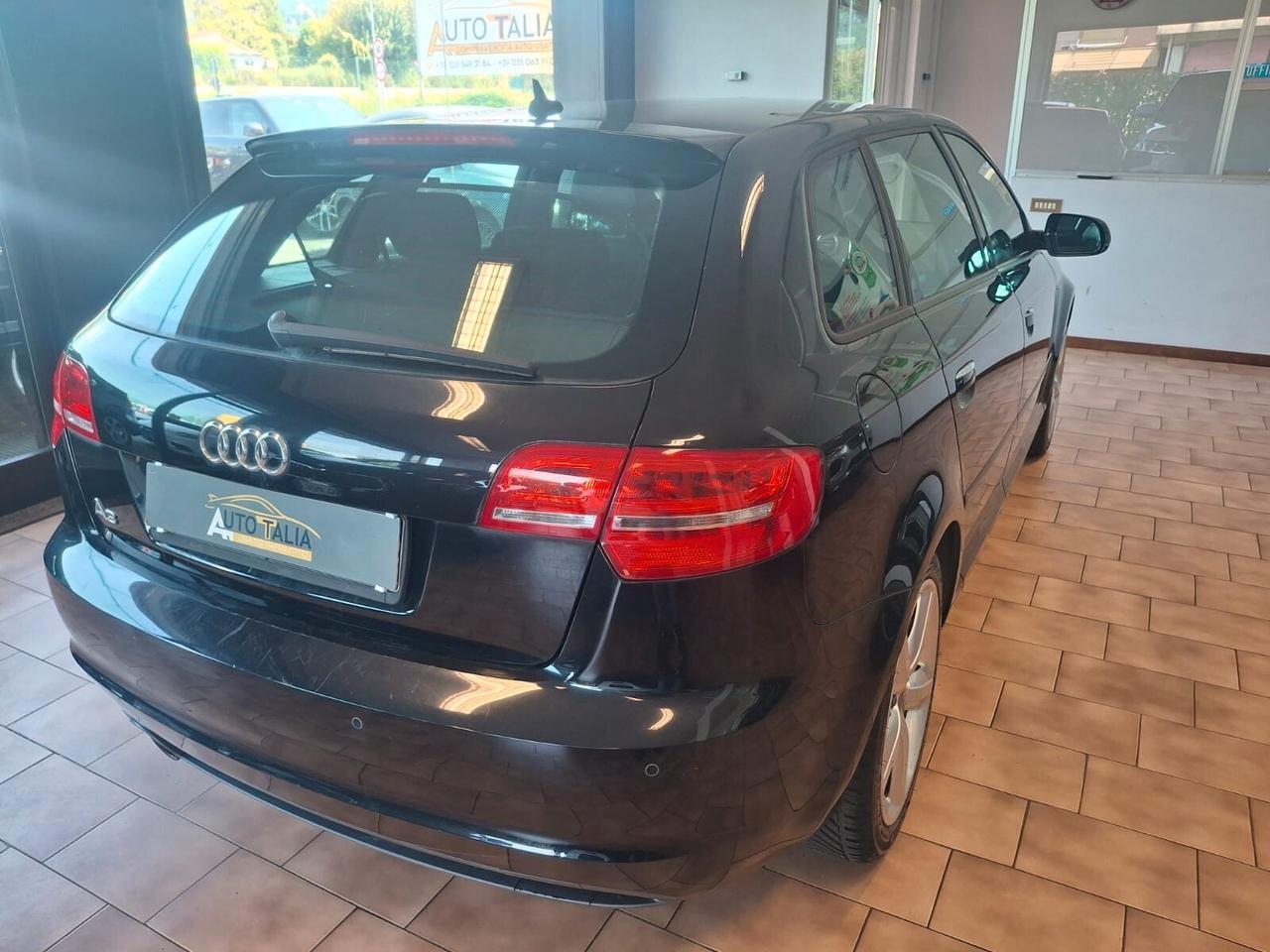 Audi A3 Sportback 1.6 tdi S LINE*NEOPATENTATI