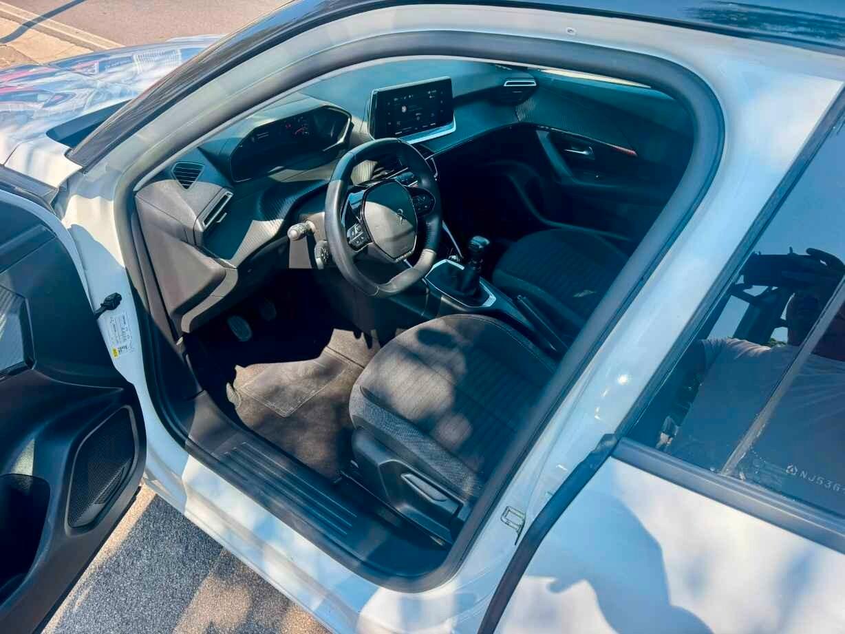 PEUGEOT 2008 1.5 BlueHDi 110 CV