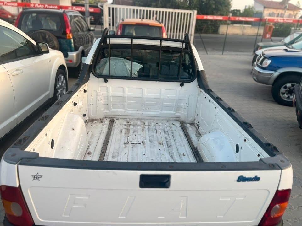 Fiat Strada 1.9 diesel Pick-up