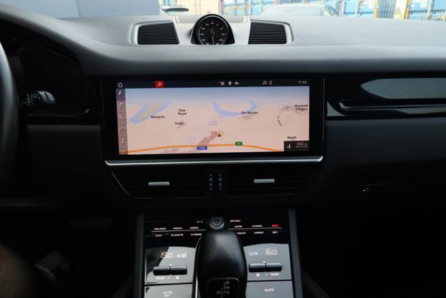 PORSCHE Cayenne 3.0 V6 E-Hybrid