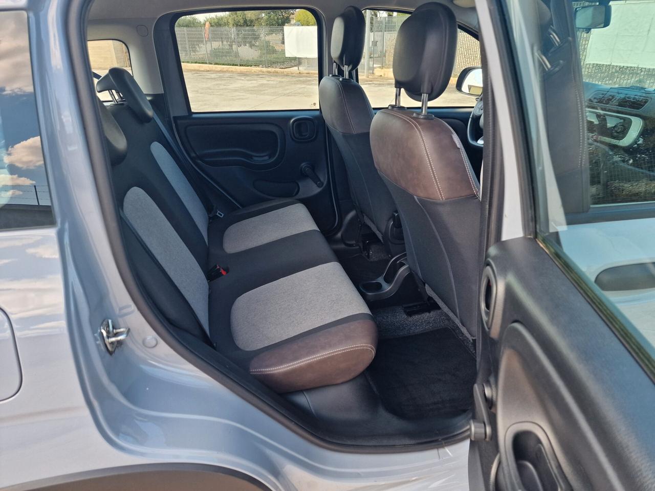 FIAT PANDA CROSS