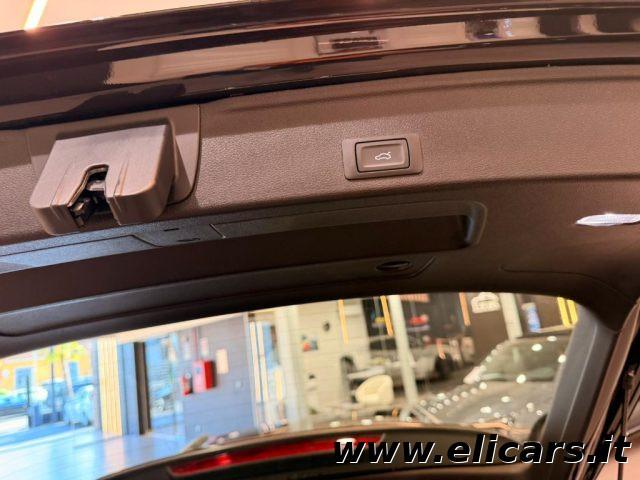 AUDI A4 40 TDI quattro S tronic S LINE