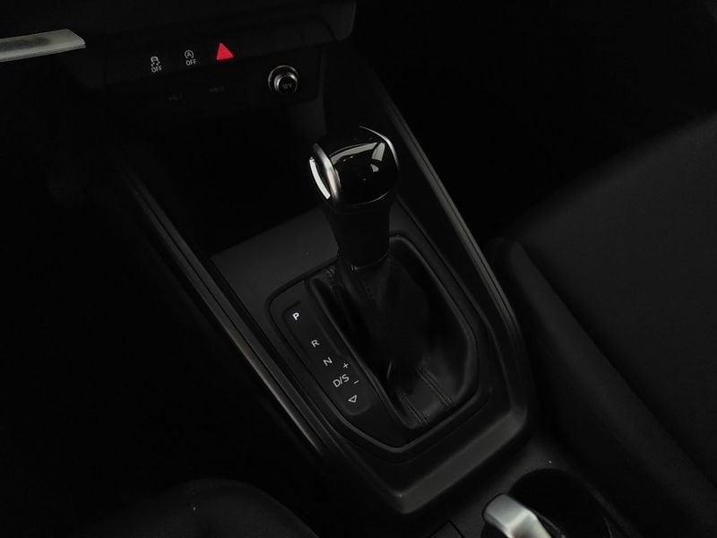 Audi A1 A1 SPB 25 TFSI Identity Black - OK PER NEOPATENTATI ! AUTOVETTURA RISERVATA A RIVENDITORI !!!