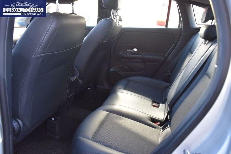 Mercedes-Benz GLA GLA 200 d Automatic Business Extra *TETTUCCIO*