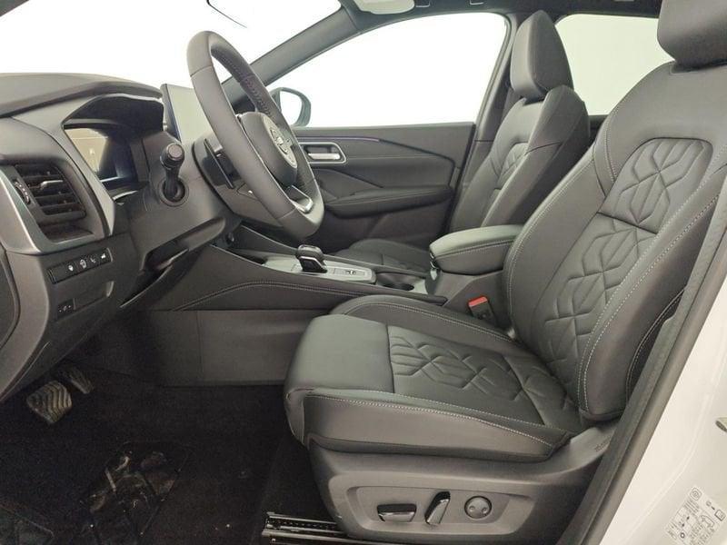 Nissan Qashqai MHEV 158 CV Xtronic Tekna + bicolor Nero +tetto panoramico in vetro