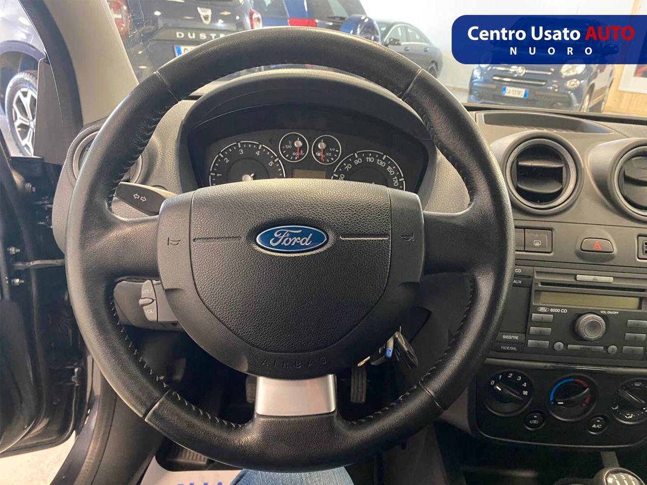Ford Fiesta 1.2 16V 5p. Ghia