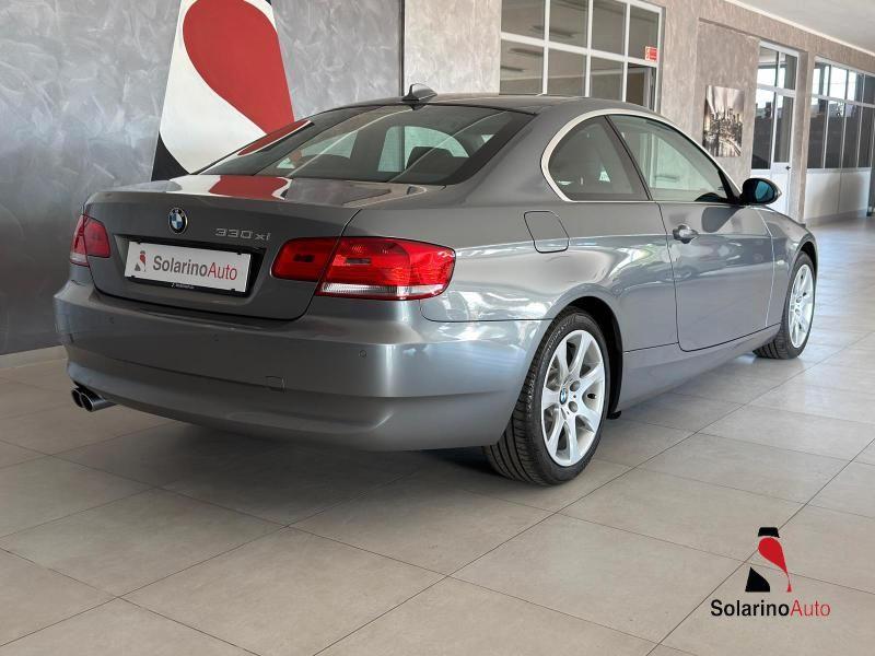 BMW 330 xi Coupe Attiva