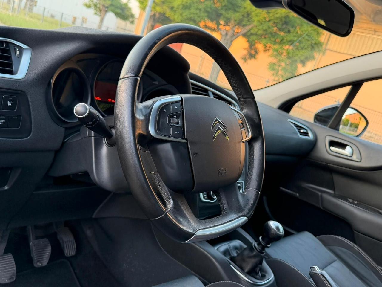 Citroen C4 1.6 e-HDi Berlina 115cv