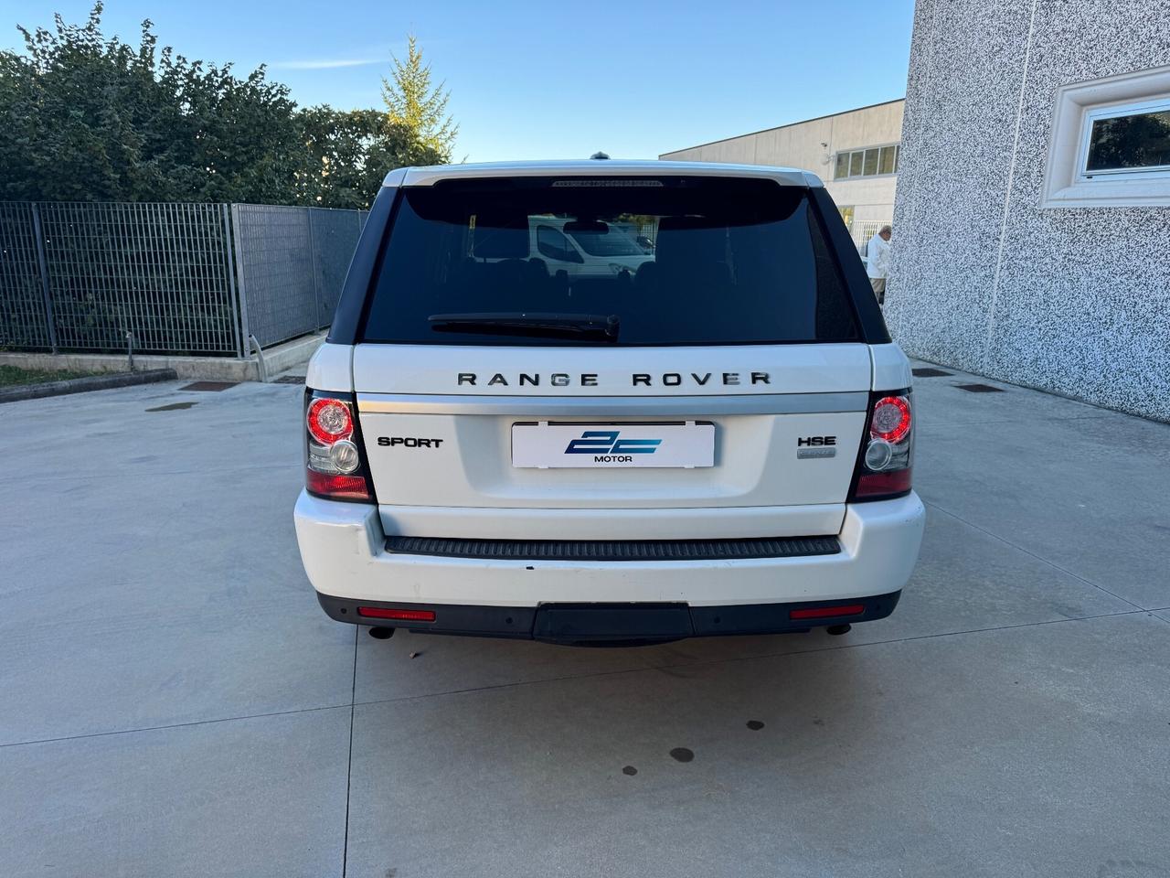 LAND ROVER RANGE ROVER SPORT 3.0 TDV6 HSE