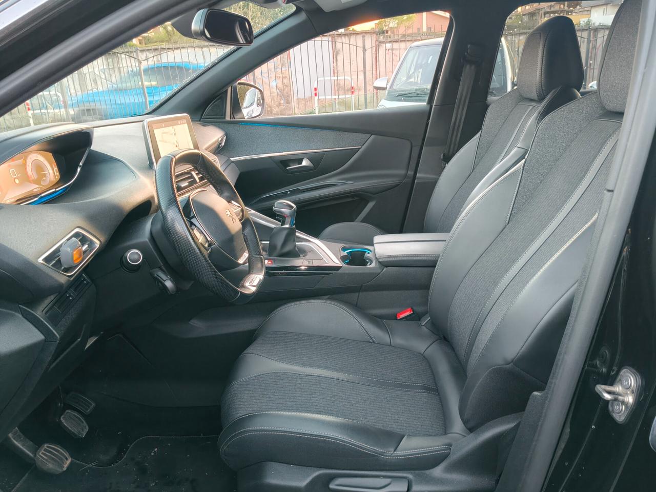 Peugeot 3008 GT Line 68 Milà km unipro