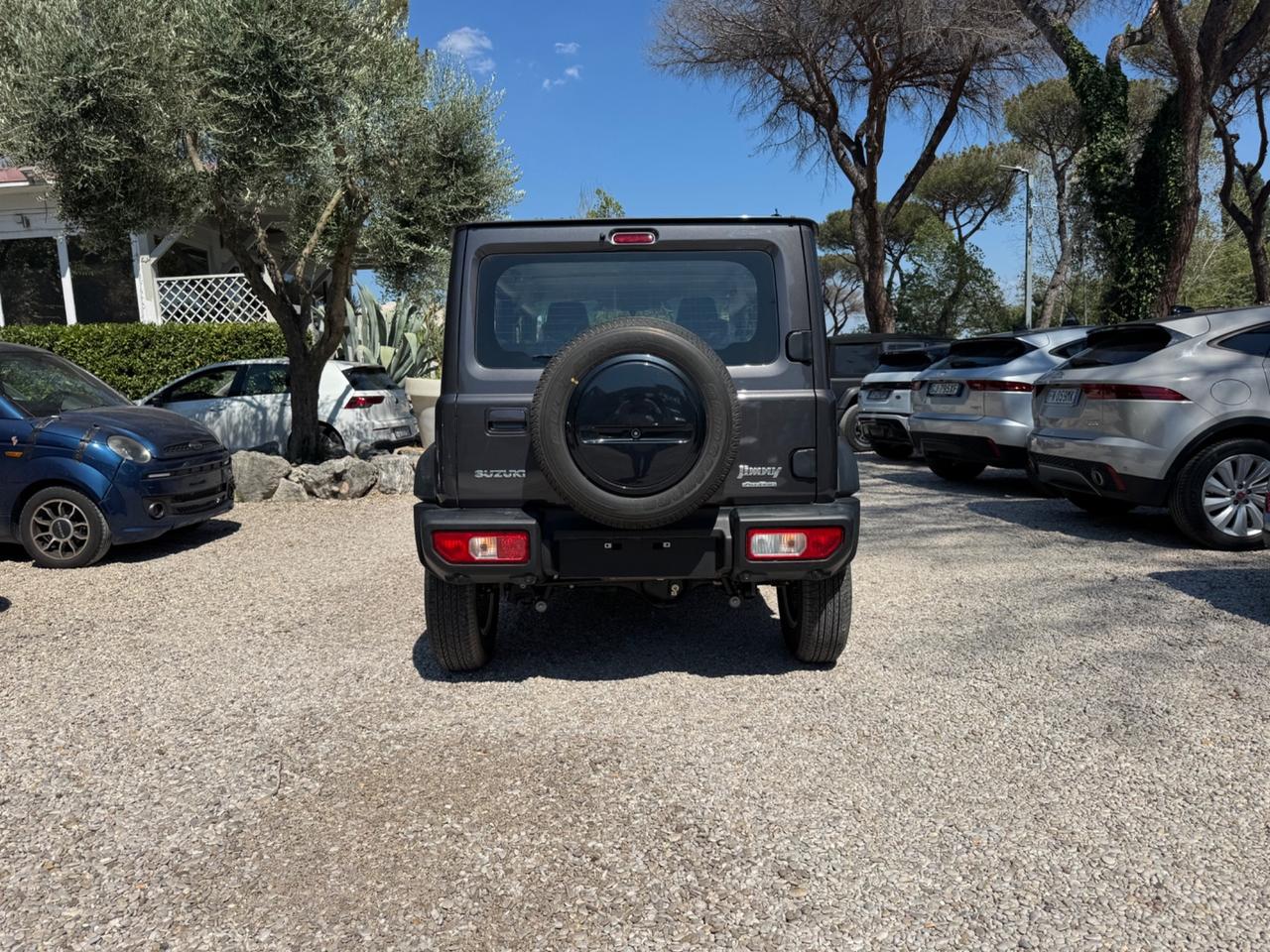 Suzuki Jimny 1.5 automatico 5 porte