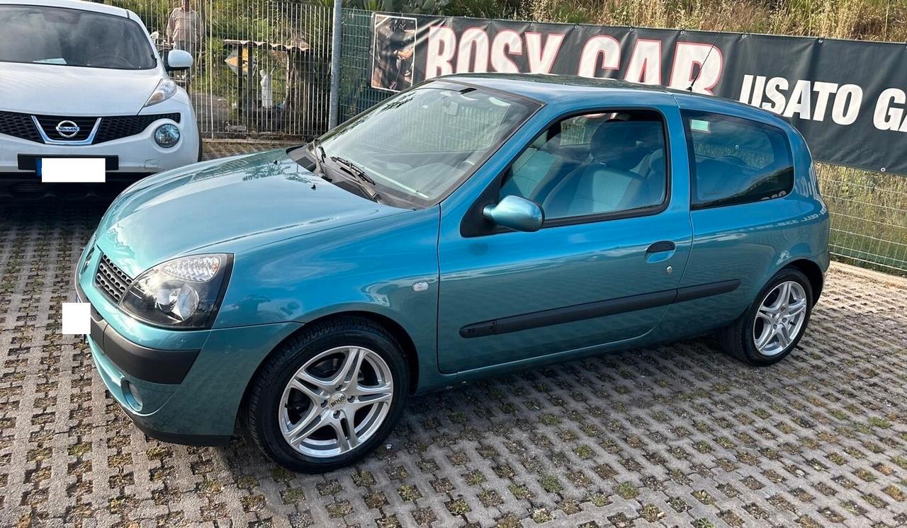 Renault Clio 1.5 dCi 82CV cat 3 porte Initiale-07/2003