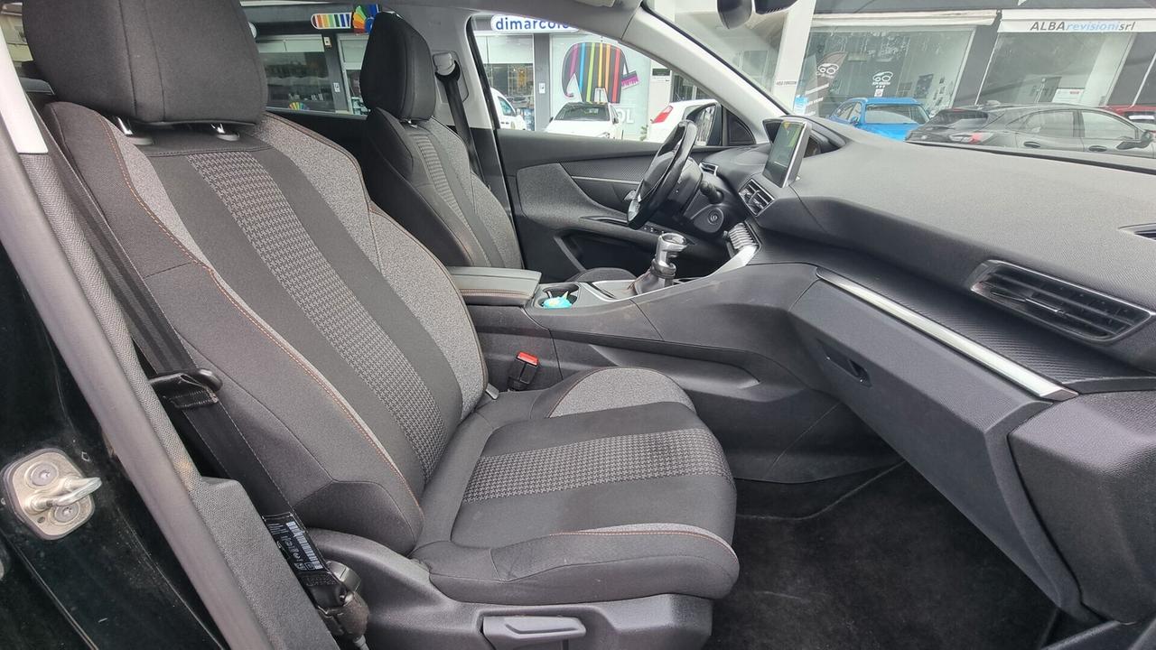 Peugeot 5008 HDi 130 Business 5 posti omologata x 7