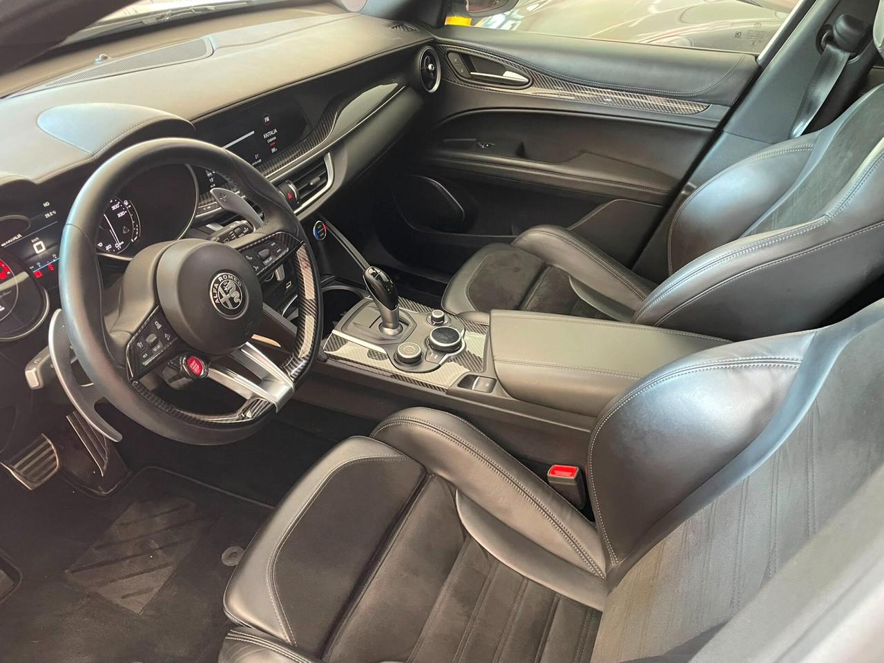 ALFA STELVIO 2.9 BI-TURBO QUADRIFOGLIO 510cv IPERFULL