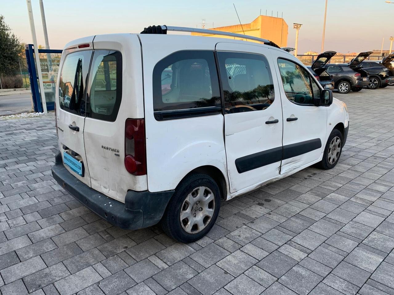 Peugeot Partner 1.6 Hdi Automatico Furgonato