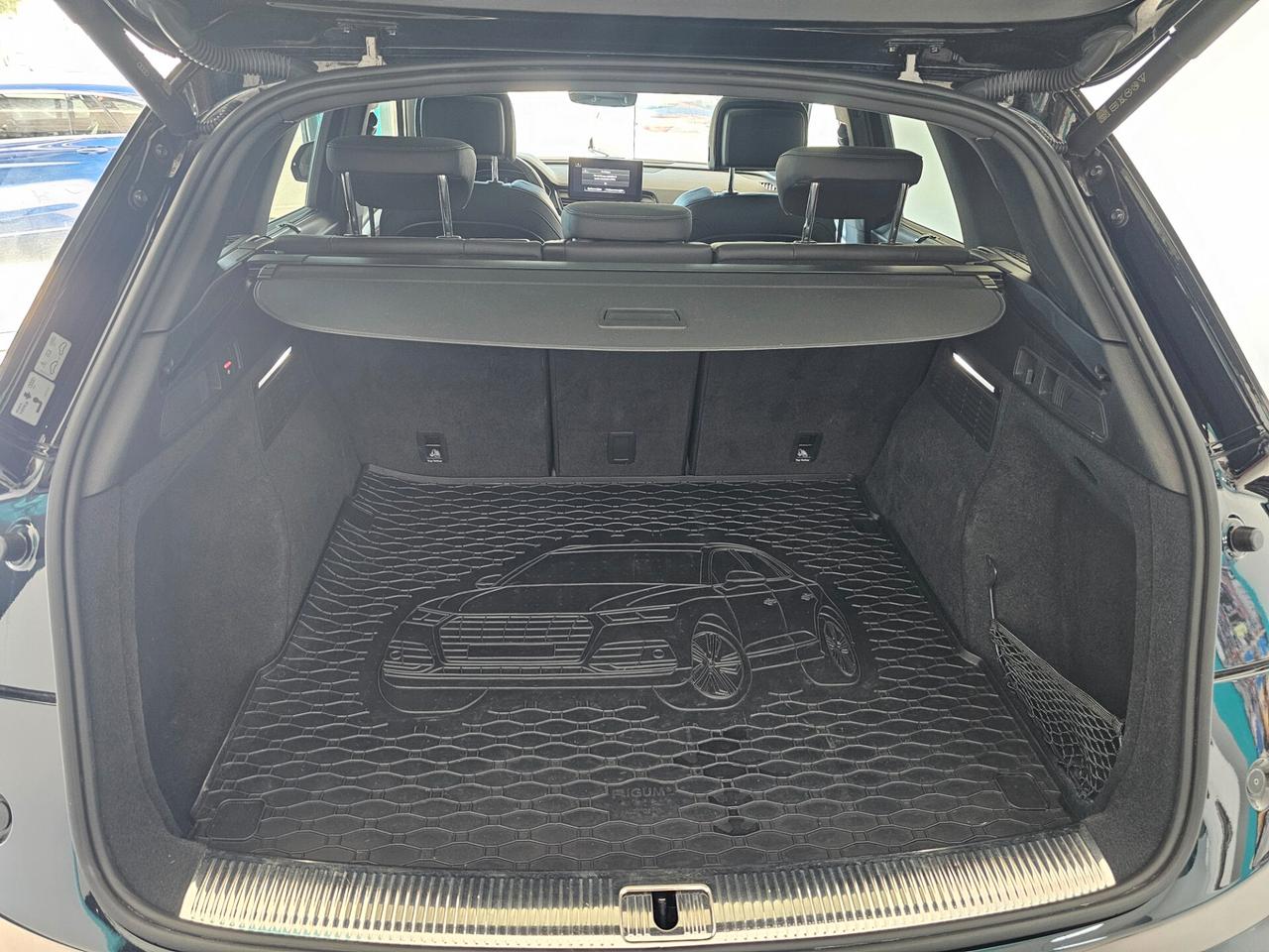 AUDI Q5 2.0 TDI 204CV QUATTRO 3 S-LINE BLAK EDITION