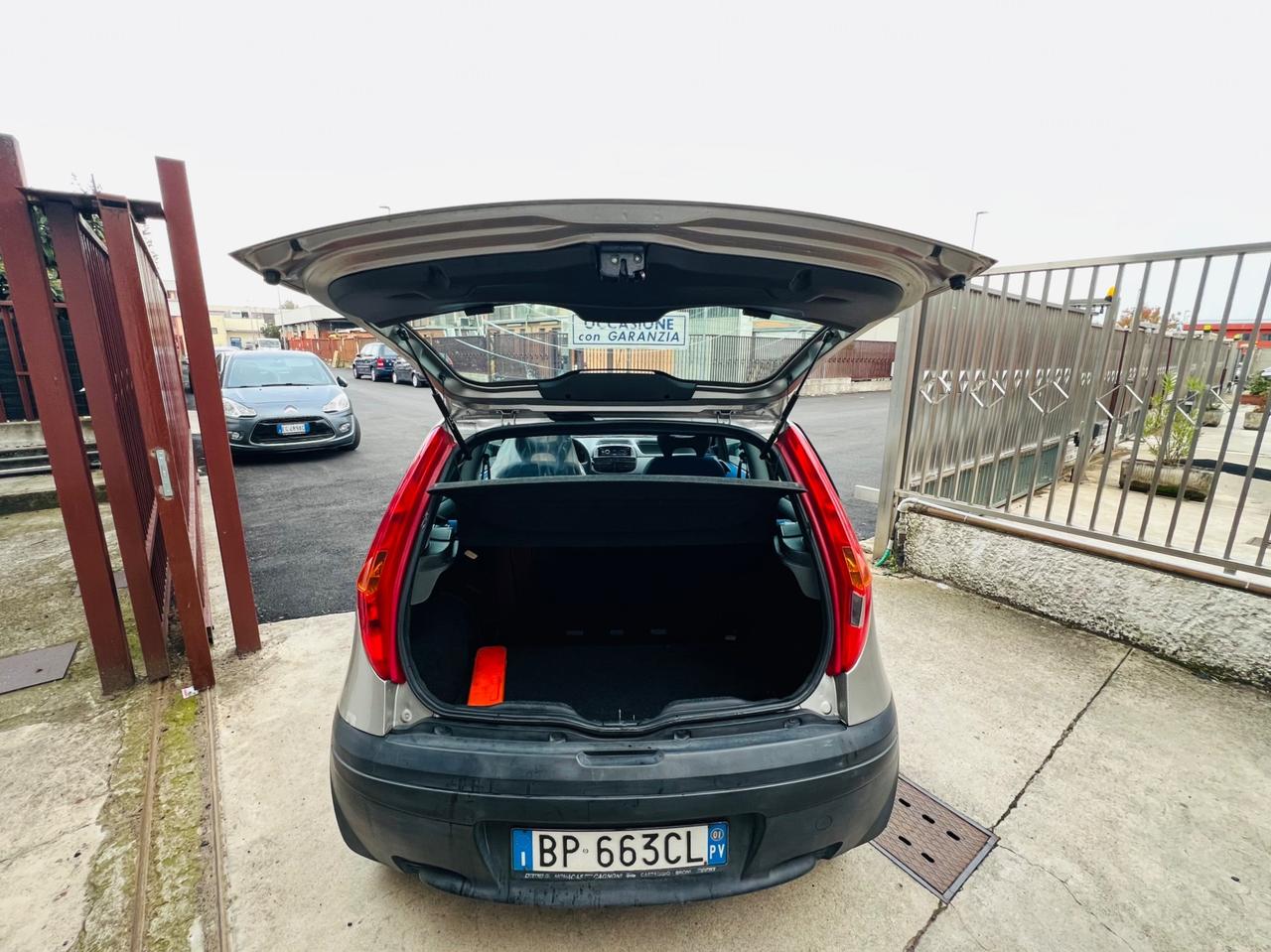 Fiat Punto CON 12 MESI DI GARANZIA INCLUSI NEL PREZZO