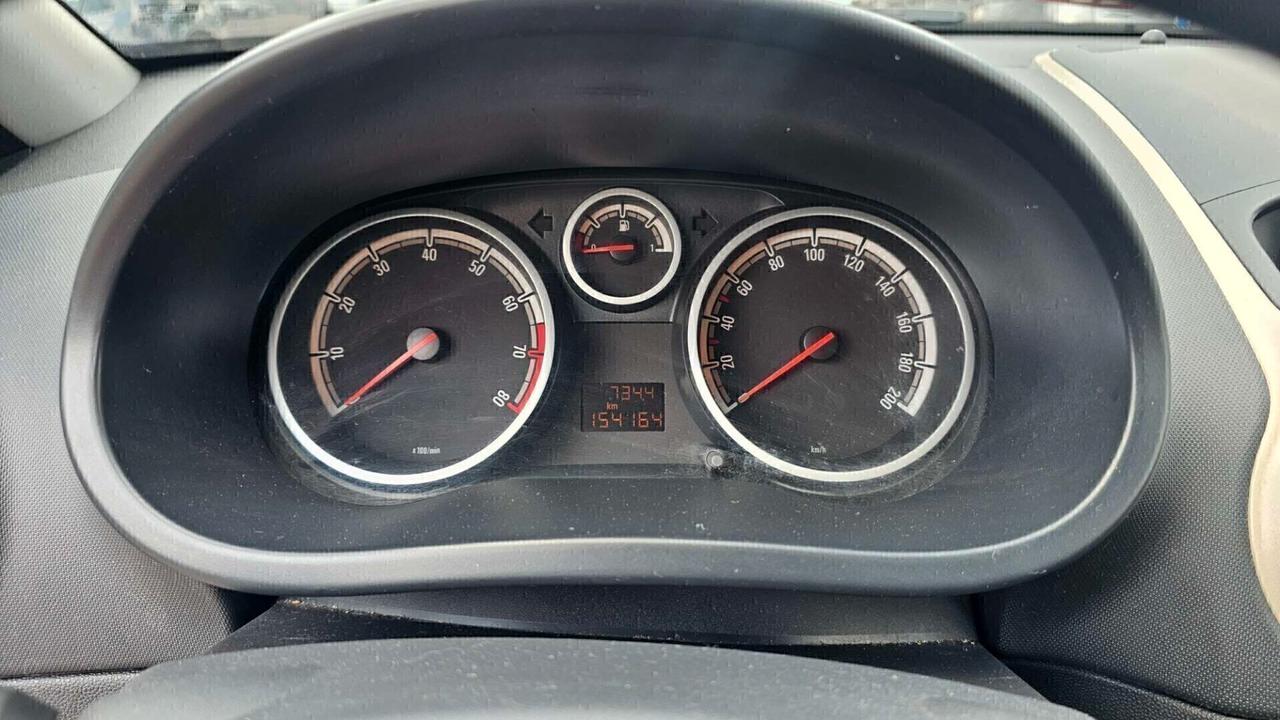 Opel Corsa 1.2 5 porte Enjoy Neopatentati