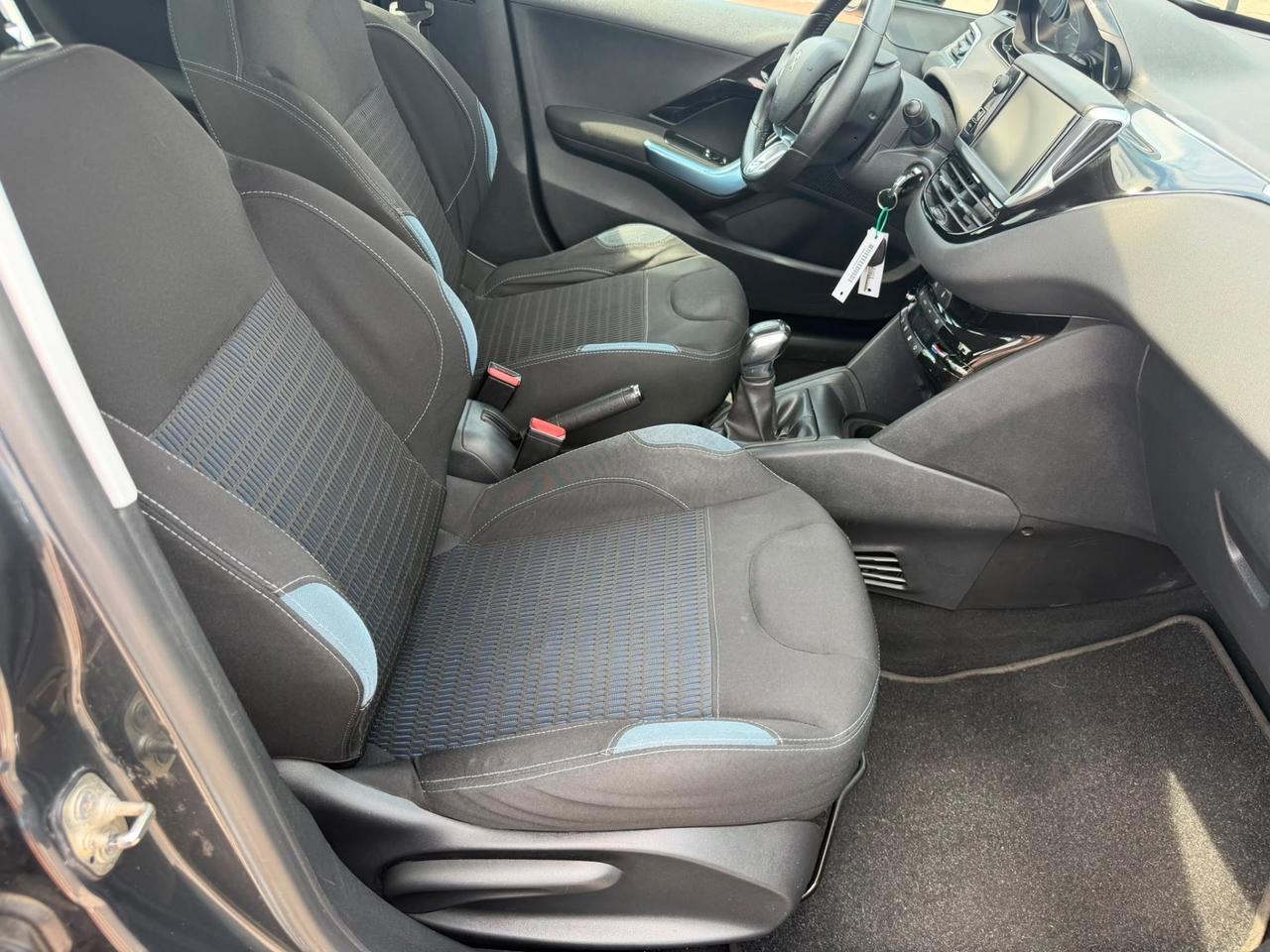 Peugeot 208 1.4 HDi 68 CV 5 porte Business